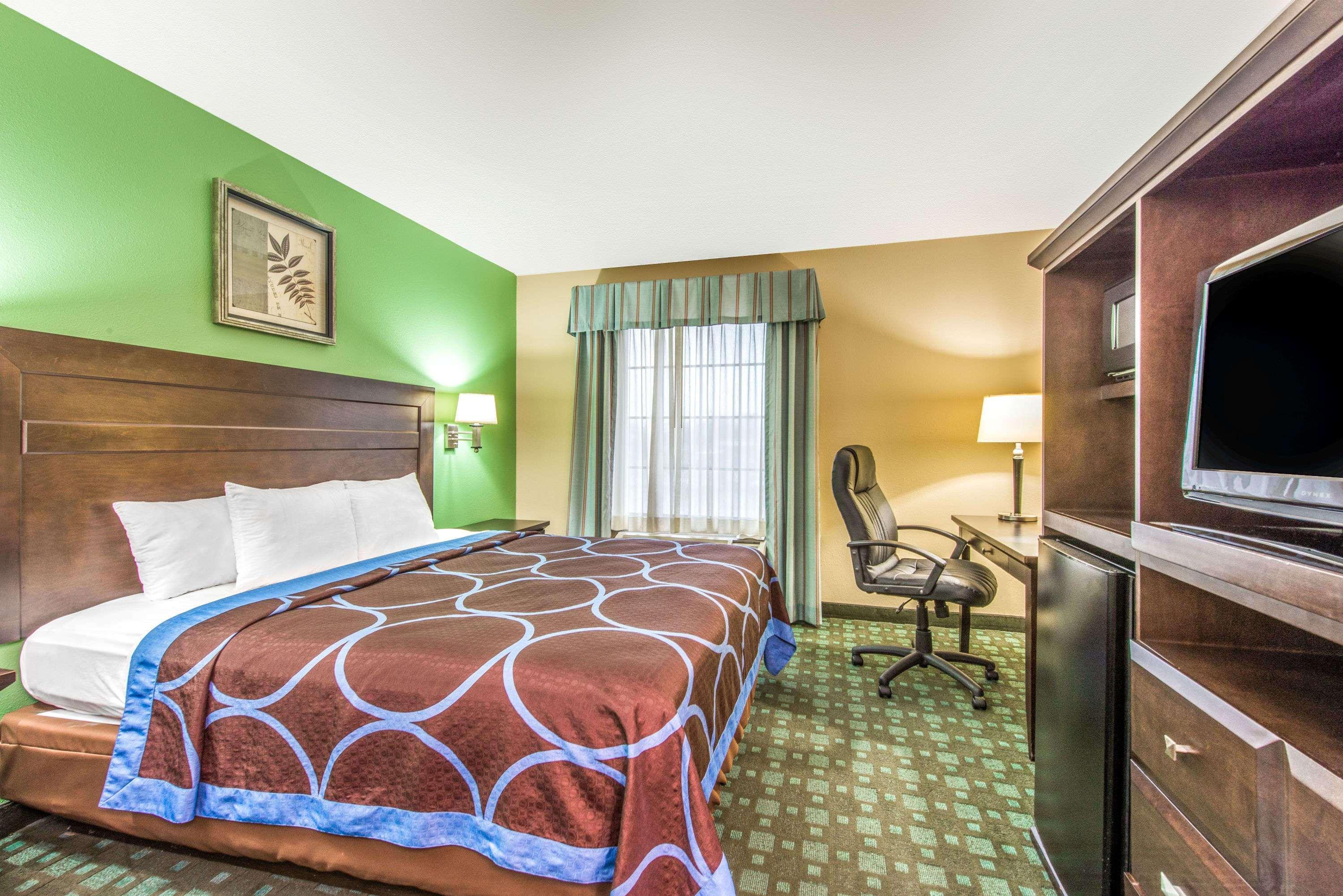 Super 8 By Wyndham Lake Charles/Sulphur Zewnętrze zdjęcie