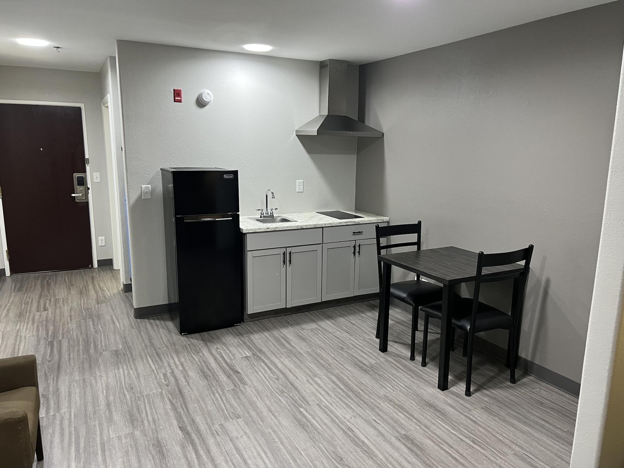 Super 8 By Wyndham Lake Charles/Sulphur Zewnętrze zdjęcie