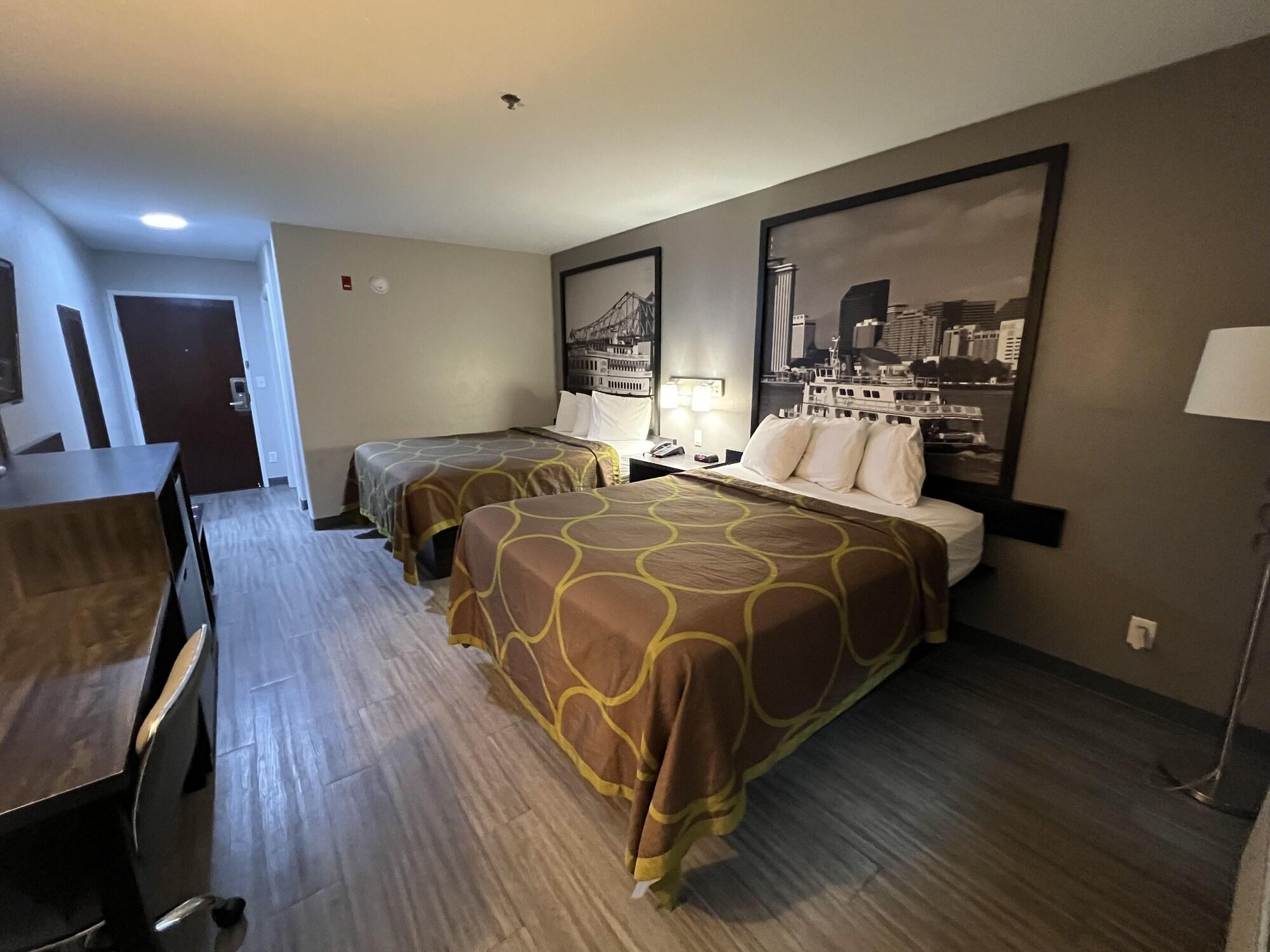 Super 8 By Wyndham Lake Charles/Sulphur Zewnętrze zdjęcie